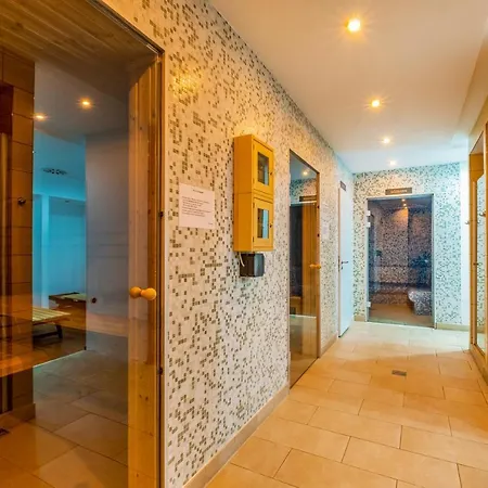 Myflat Club 218 Belvedere Wellness Lejlighed