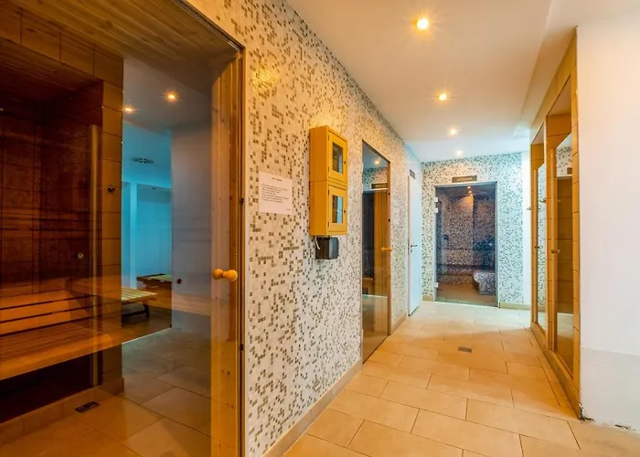 Myflat Club 218 Belvedere Wellness Апартаменты