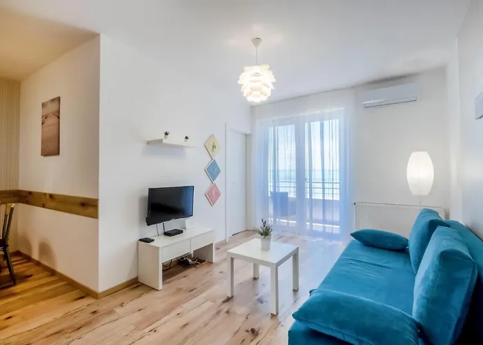 Myflat Club 218 Belvedere Wellness Апартаменты