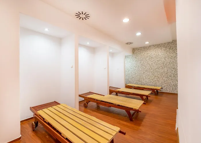 Myflat Club 218 Belvedere Wellness * Шиофок